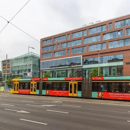Allee Buda *